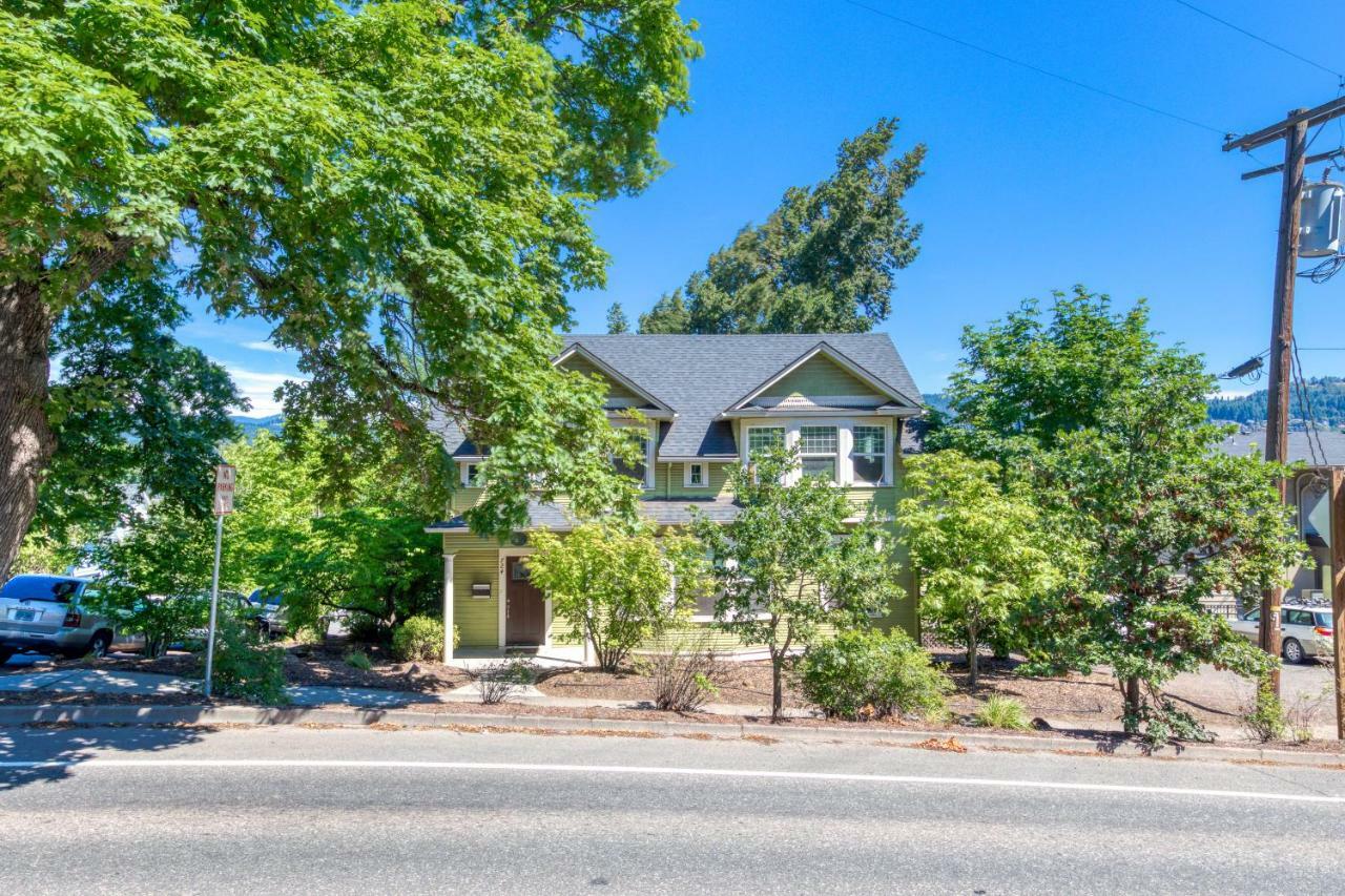 Azusa House Hood River Exterior foto